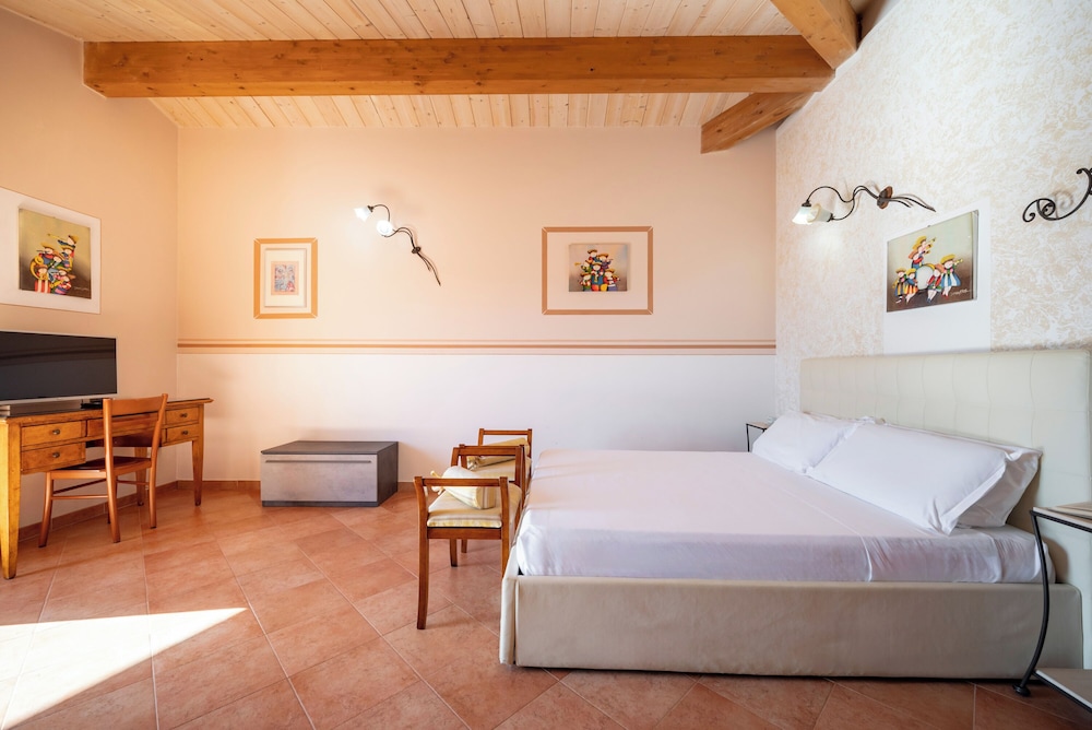 Lola Piccolo Hotel 23/68