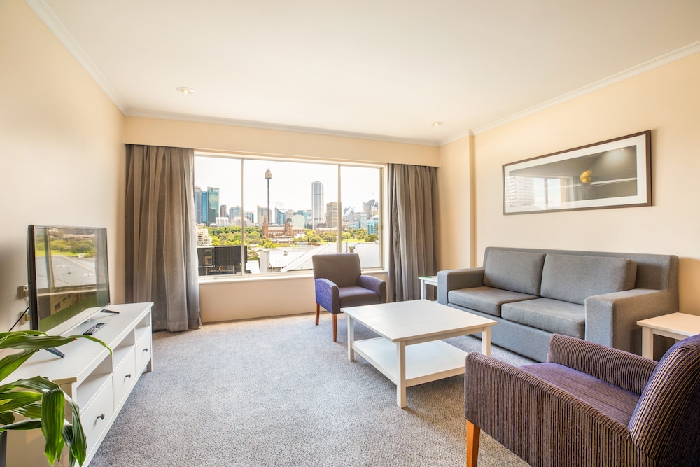 Holiday Inn Potts Point 39/78