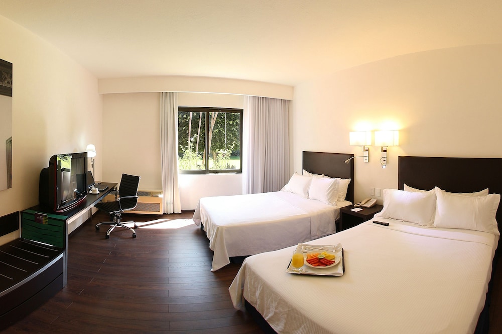 Fiesta Inn Xalapa 8/31