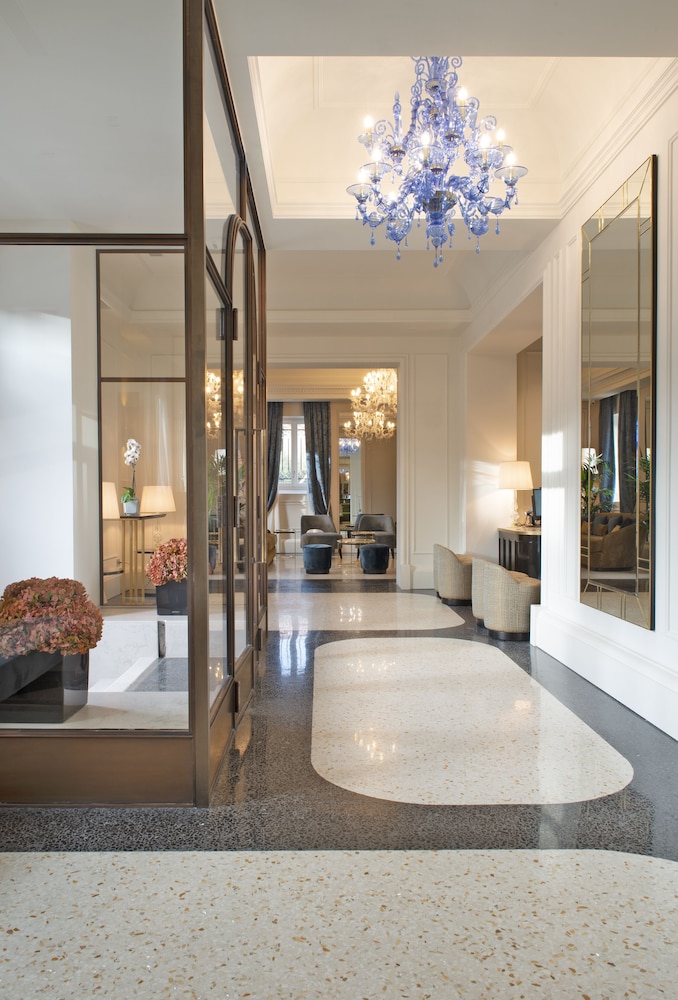 H10 Palazzo Canova 39/75
