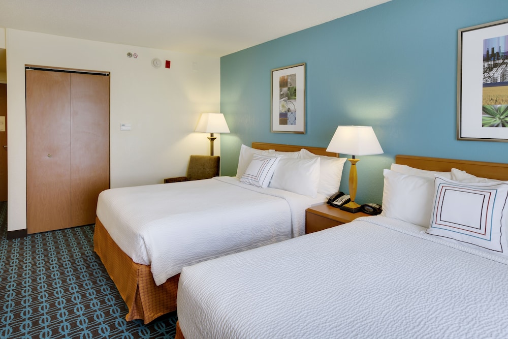 Fairfield Inn & Suites South Hill I-85 10/49