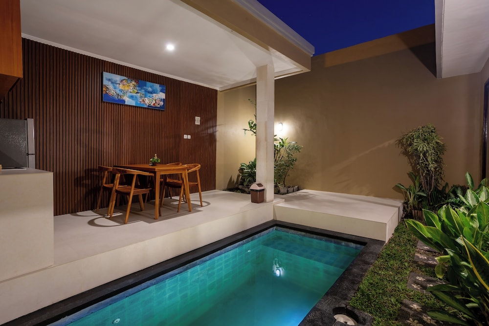 Karana Villa Bali 43/64