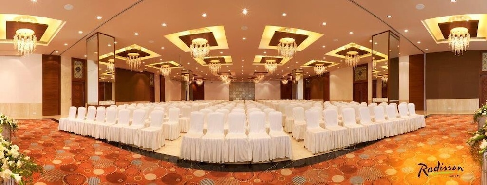 Radisson Salem 65/70