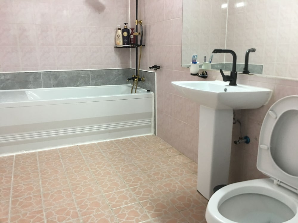 Gyeong's Hostel 69/70
