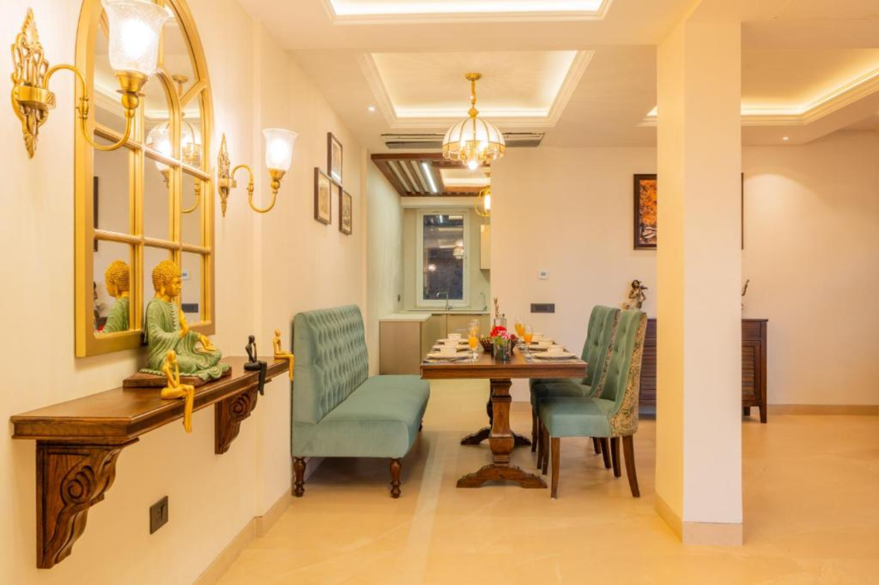 ELIVAAS Prive Royce Cottage Luxe Hilltop 4 BHK with Terrace & Scenic Views 14/17