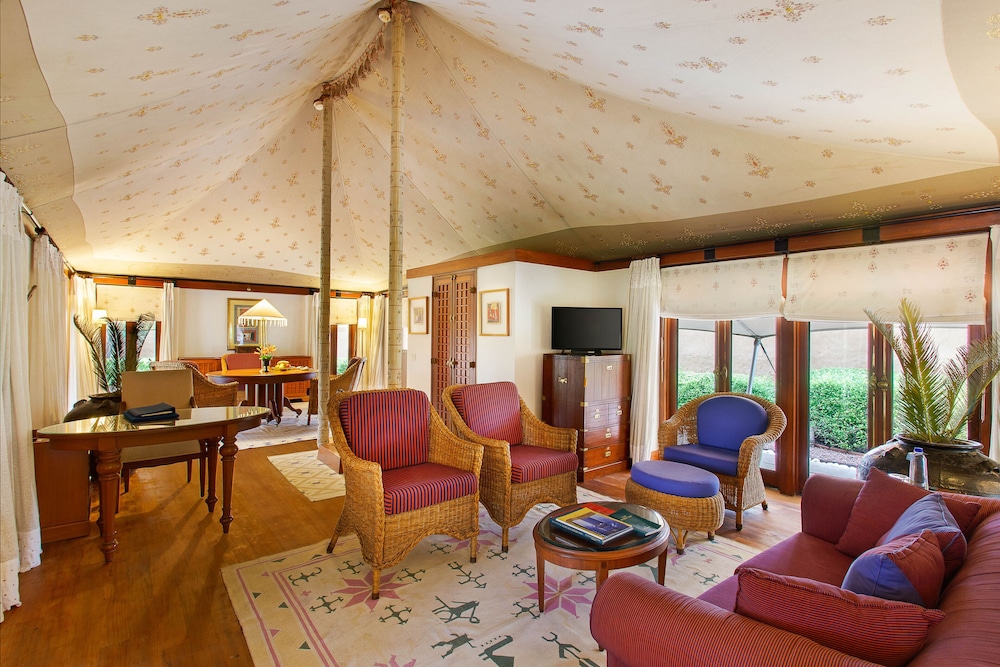 The Oberoi Rajvilas 27/41