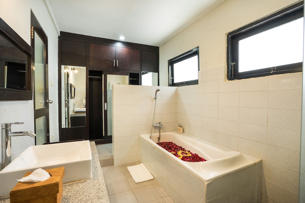 SAMAJA BEACHSIDE VILLAS 14/76