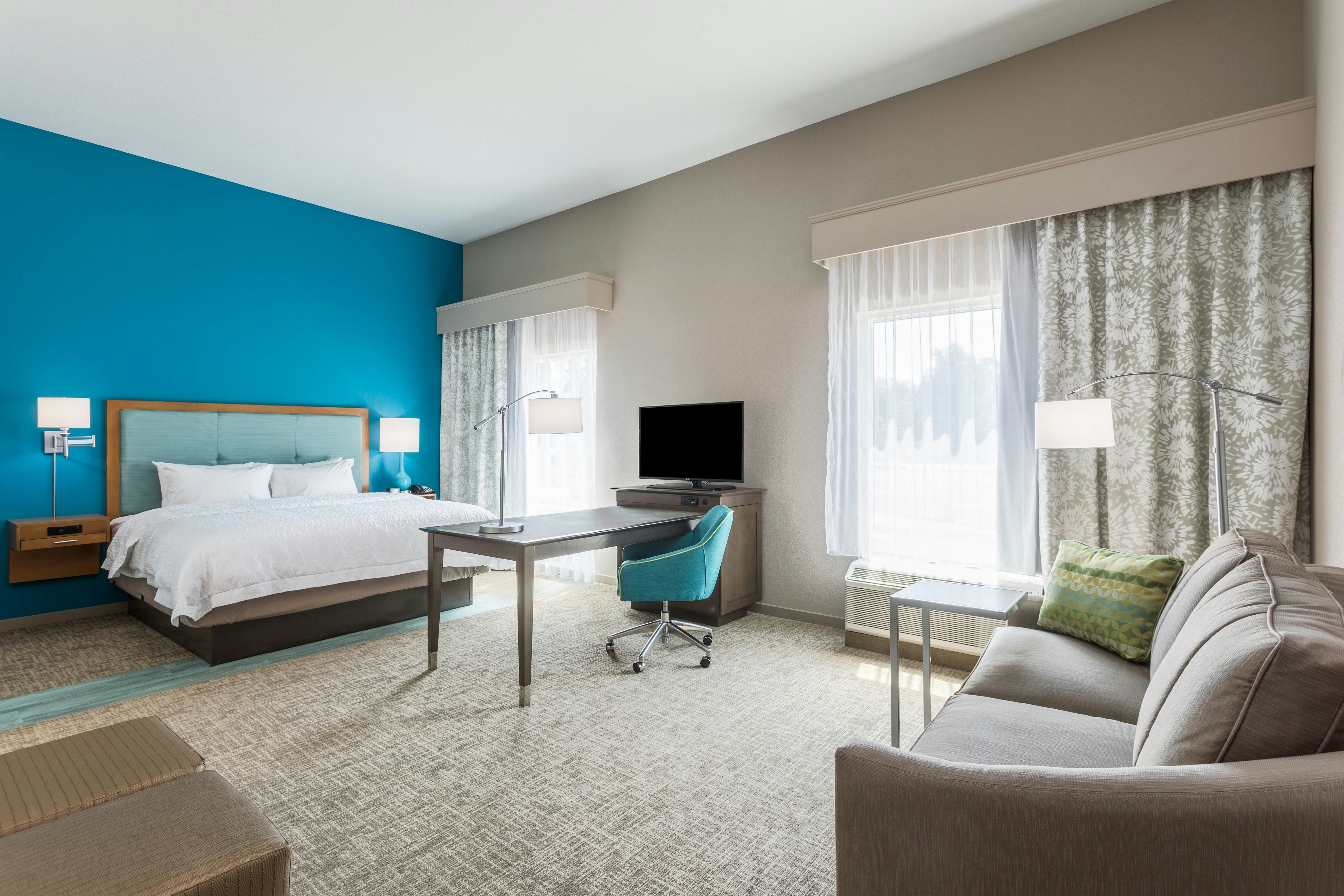 Studio, King Bed, Accessible, Hampton Inn and Suites Mary Esther Fort Walton Beach 2/3