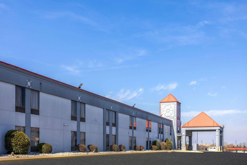 Baymont by Wyndham La Vergne 6/41