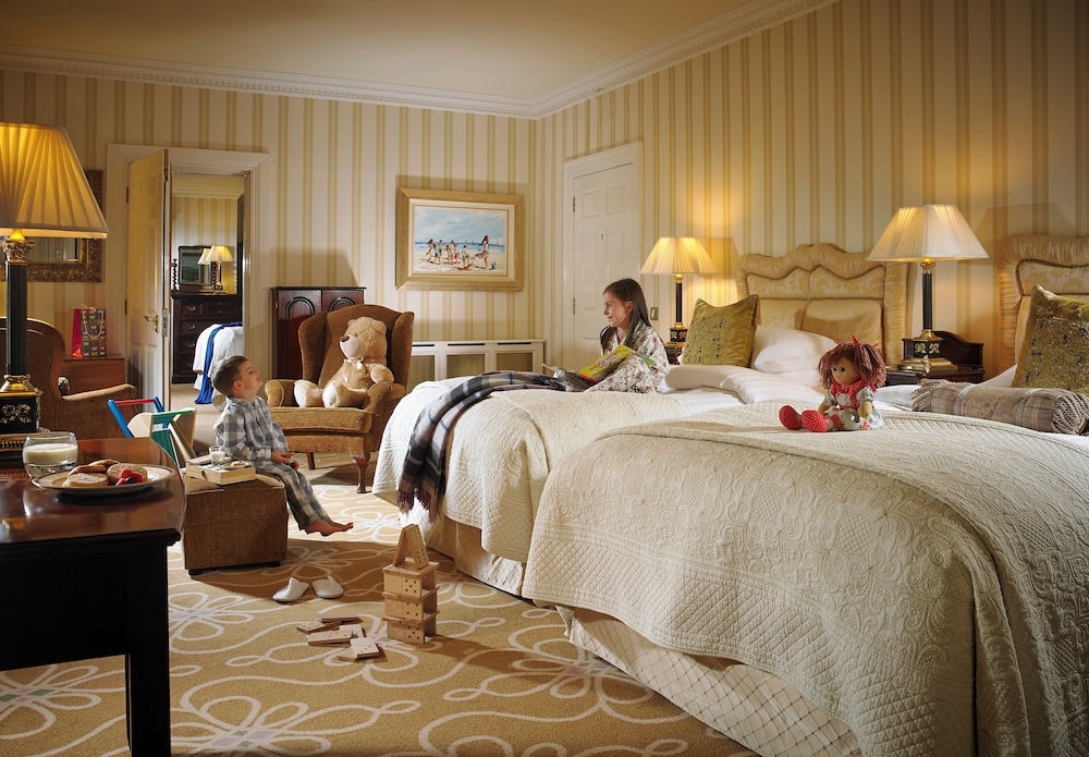 FAMILY, 2 DOUBLE BEDS