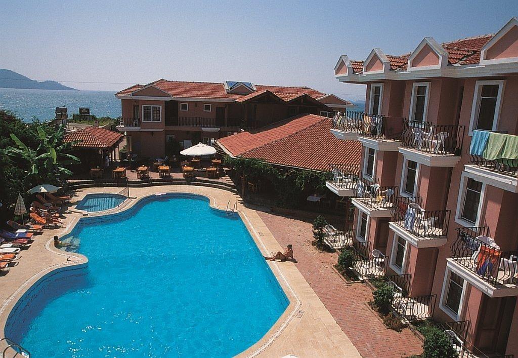 Gunes Hotel 19/22