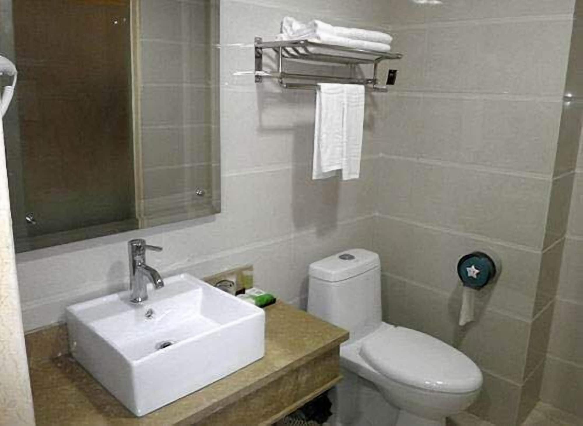 Huayun Business Hotel 14/14