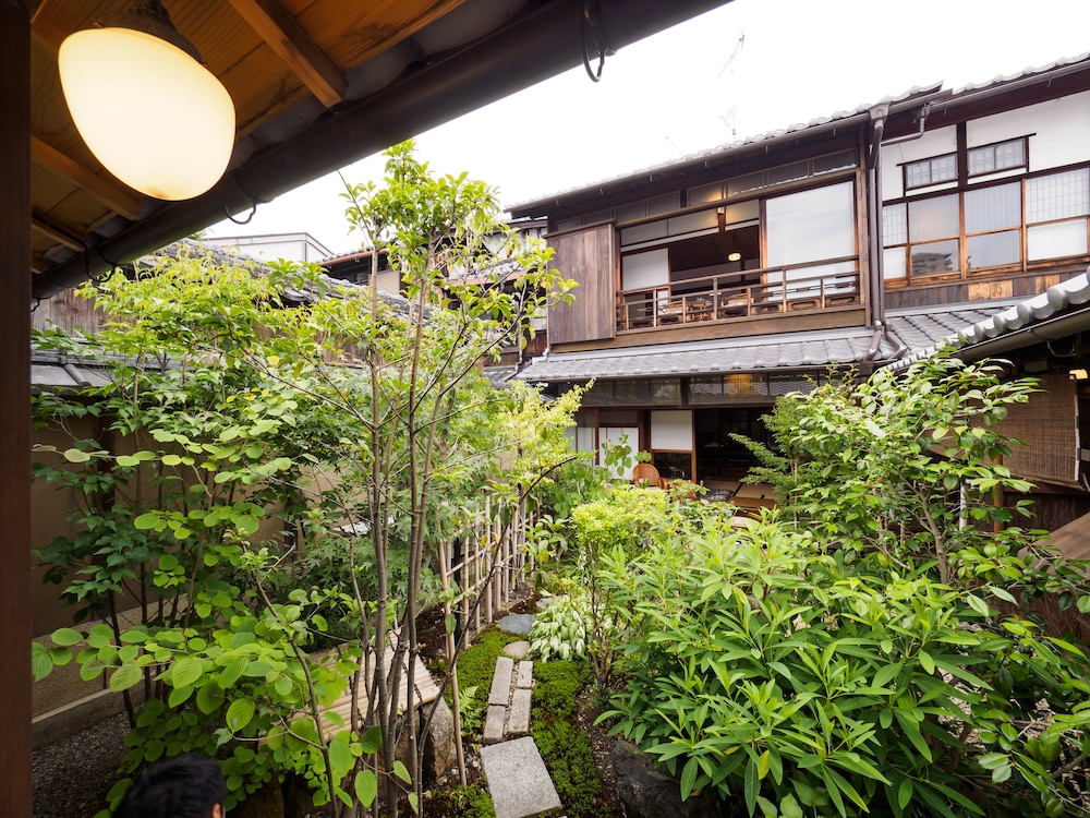 Inase Otsu Machiya Bed & Breakfast 58/68