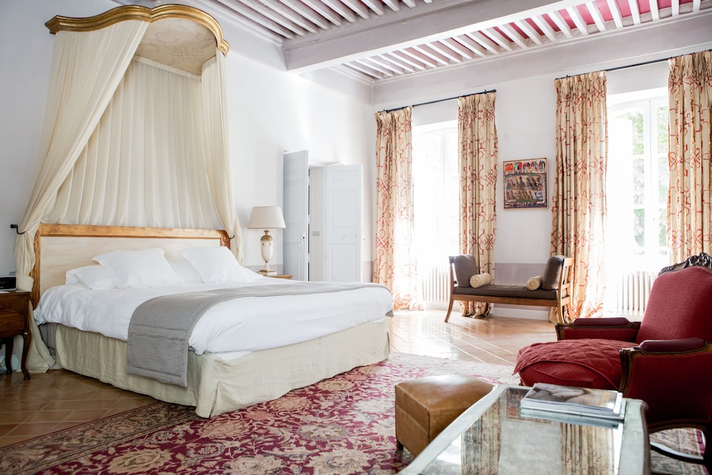 Hostellerie De L'abbaye De La Celle 9/50