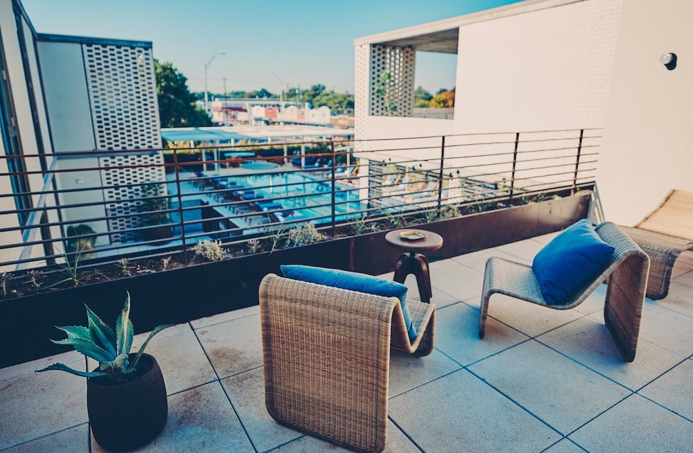 South Congress Hotel 33/46