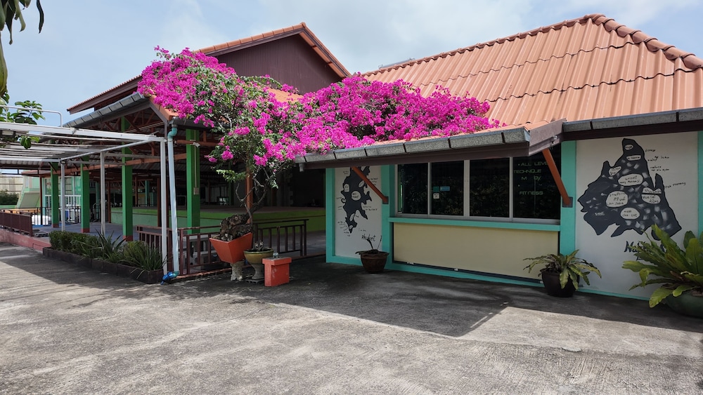 Vii House By V.Hemtanon Muay Thai 12/50