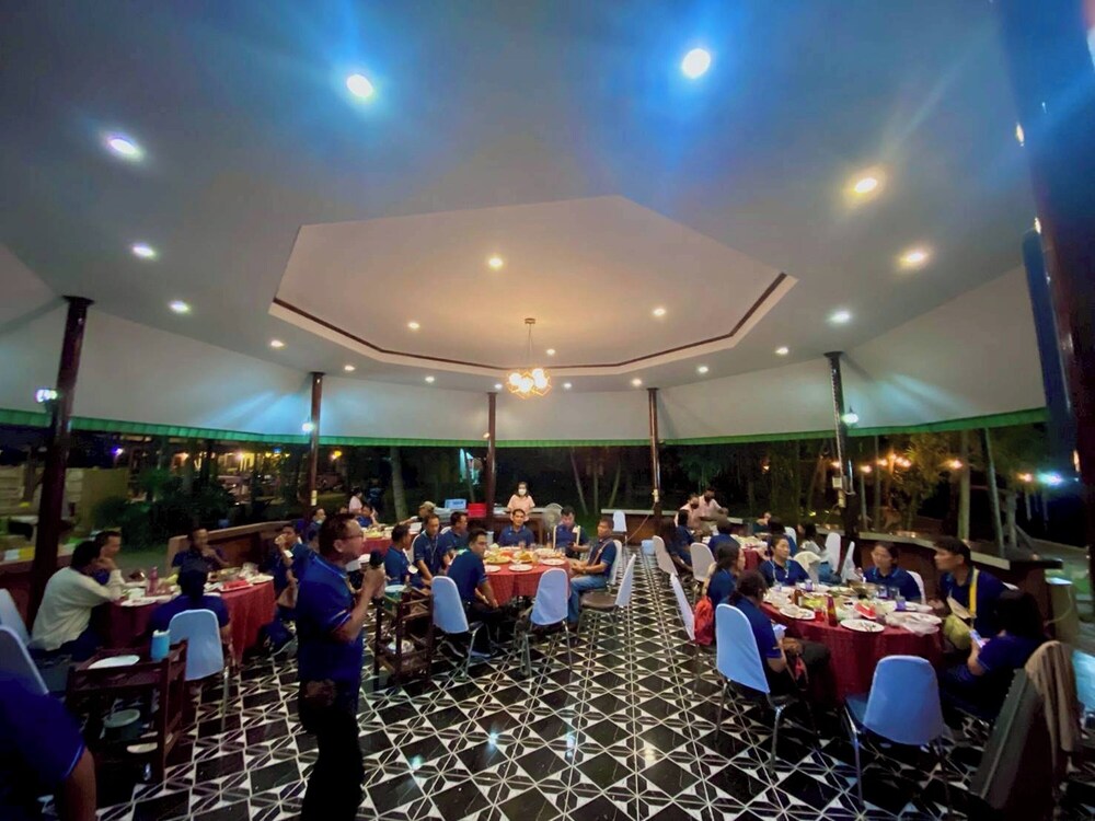 Aioun At Amphawa 42/50