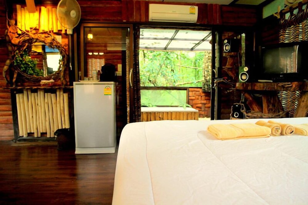 Khao Sok Tree House 19/50
