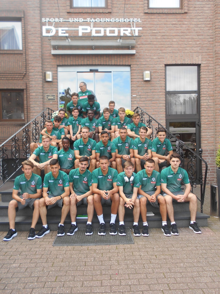 Sport und Tagungshotel De Poort 50/62