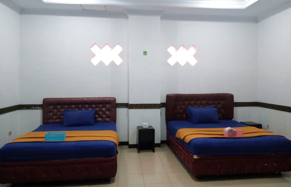 Hotel Santana Syariah by ZUZU 7/17