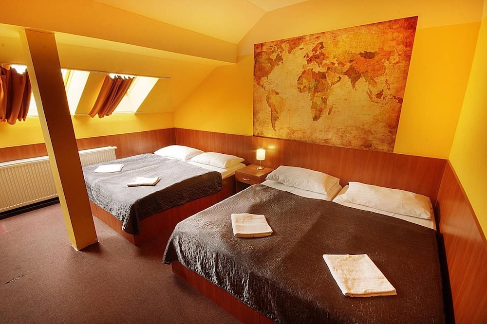 Hotel Zlata Vaha 23/65