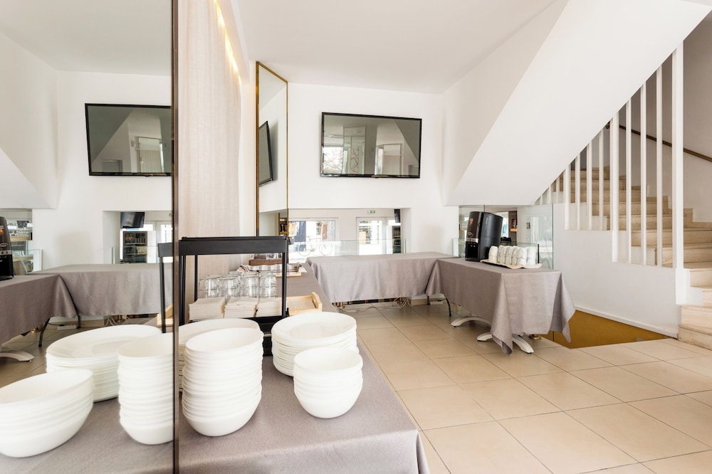 Coral Boutique Hotel 50/59