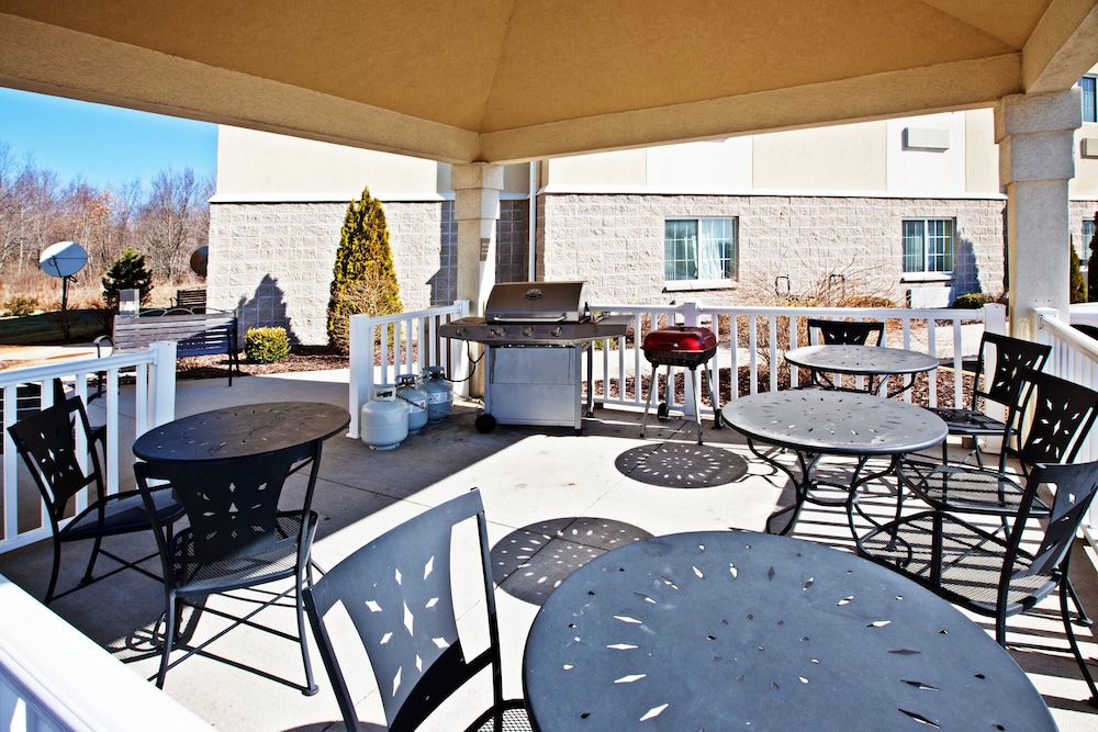 Candlewood Suites Elkhart 20/26