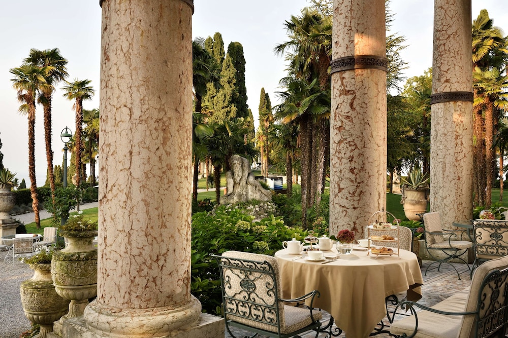 Villa Cortine Palace Hotel 3/57