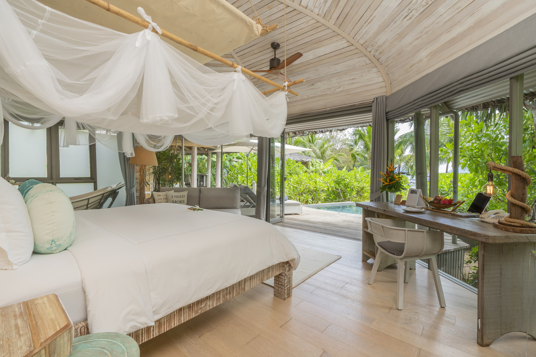 Villa, Beach Front