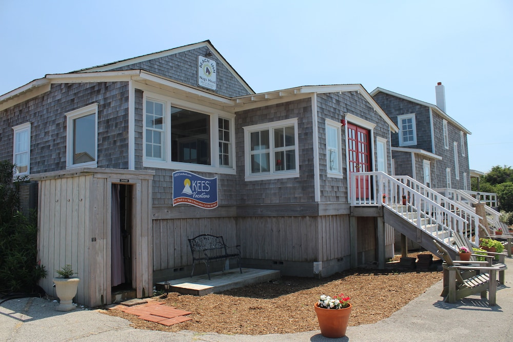 Nags Head Beach Inn by KEES Vacations 3/54