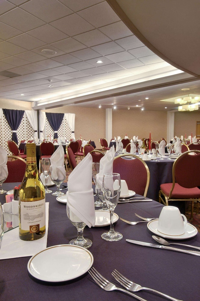 Red Lion Hotel Coos Bay 34/39