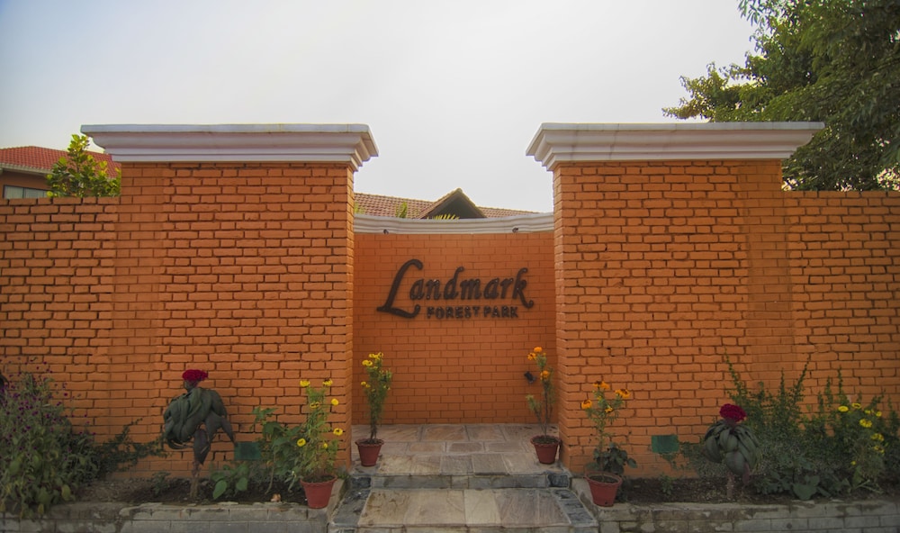 Landmark Forest Park 6/50