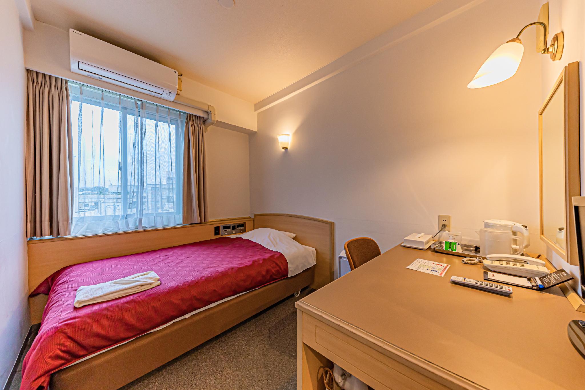Semi Room, Standard, Semi Double Bed, City View