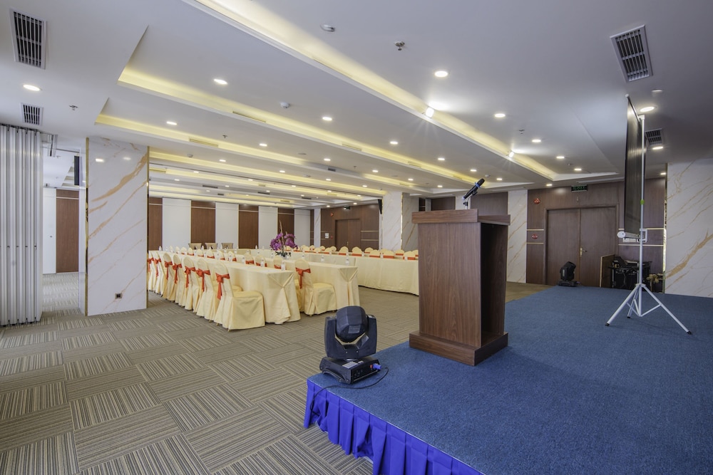 TND Hotel 21/140