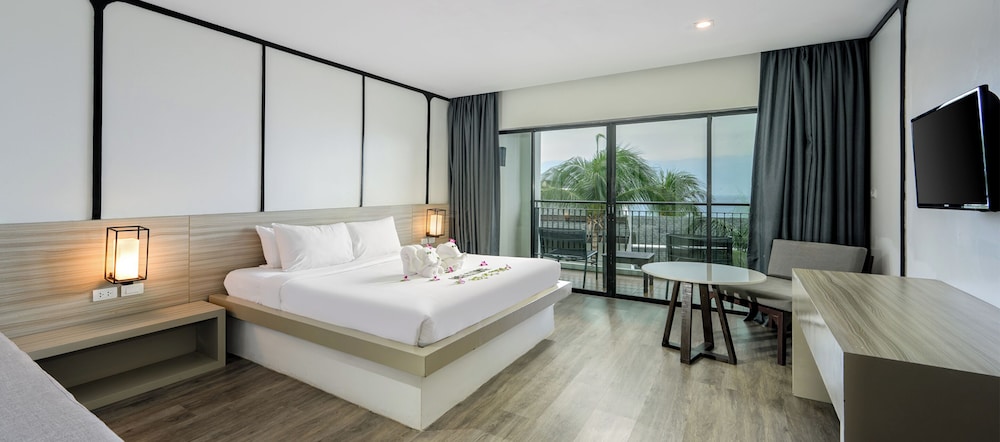 Andamantra Resort And Villa Phuket 15/49