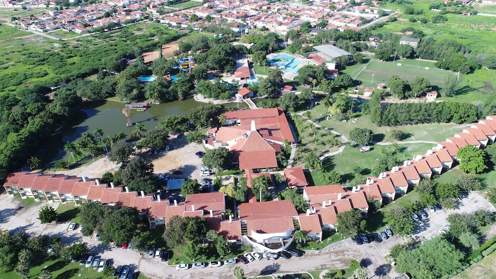 THERMAS HOTEL AND RESORT 45/50