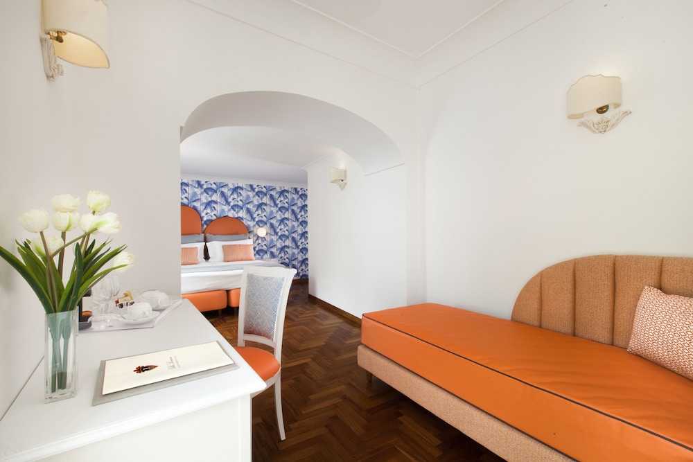 Relais Villa Savarese 58/78