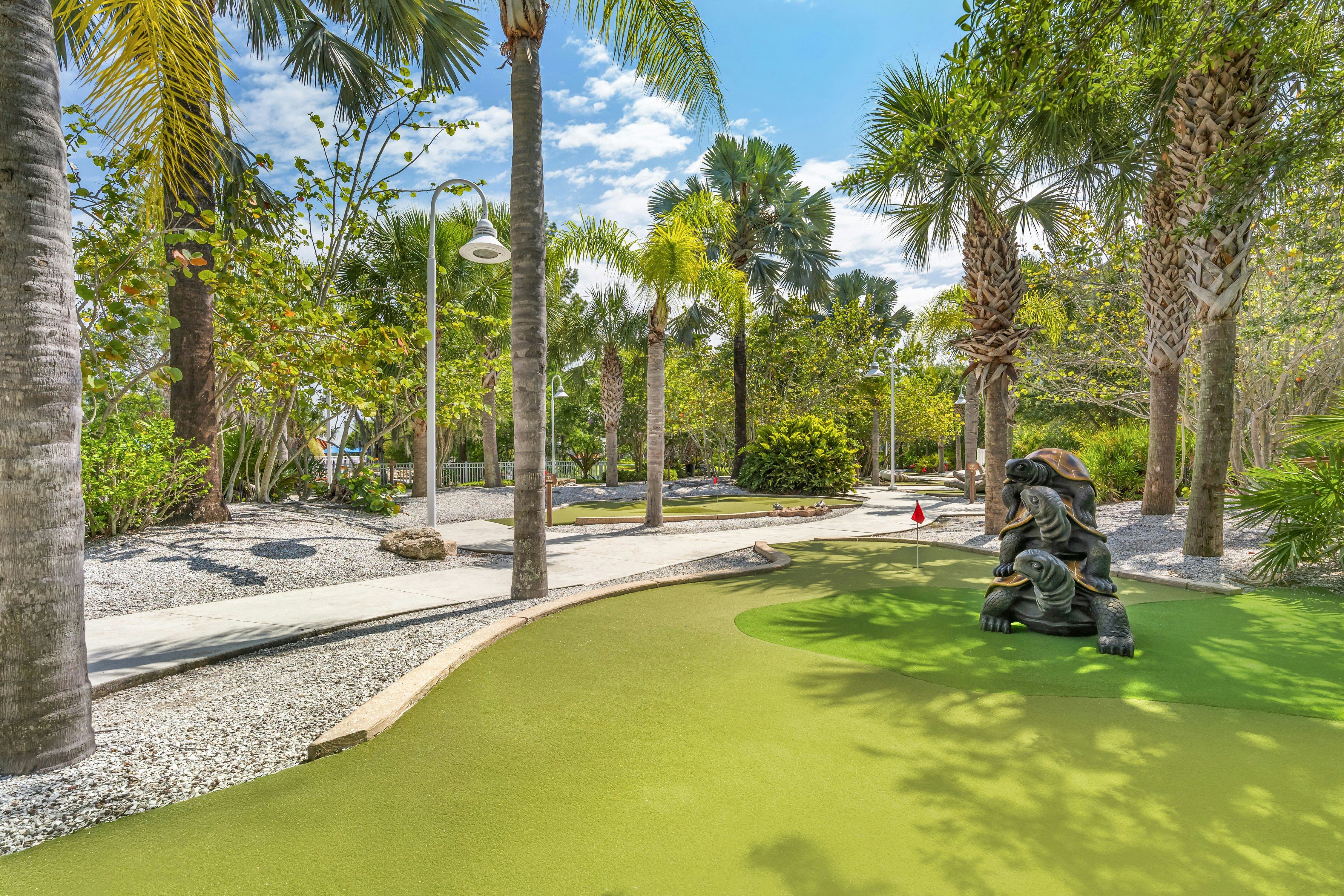 Hilton Vacation Club Grand Beach Orlando 13/19