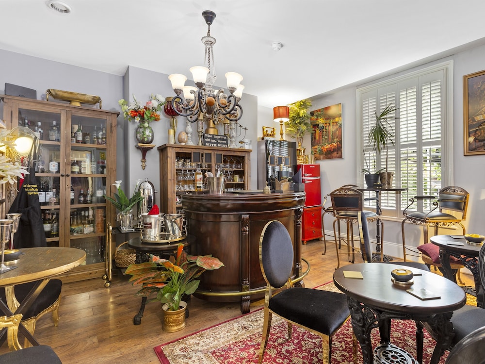 Mamas Inn Boutique Guest House 40/50