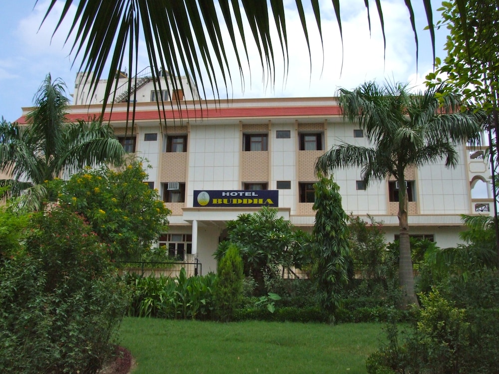 Hotel Buddha 41/50