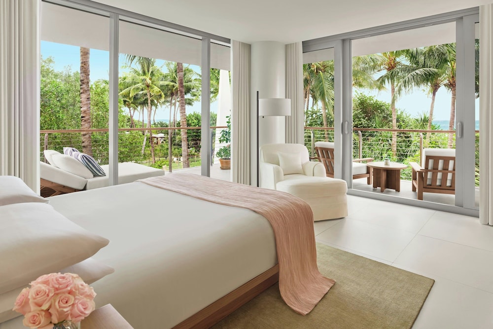 1 Bedroom, Suite, Bungalow, King Bed