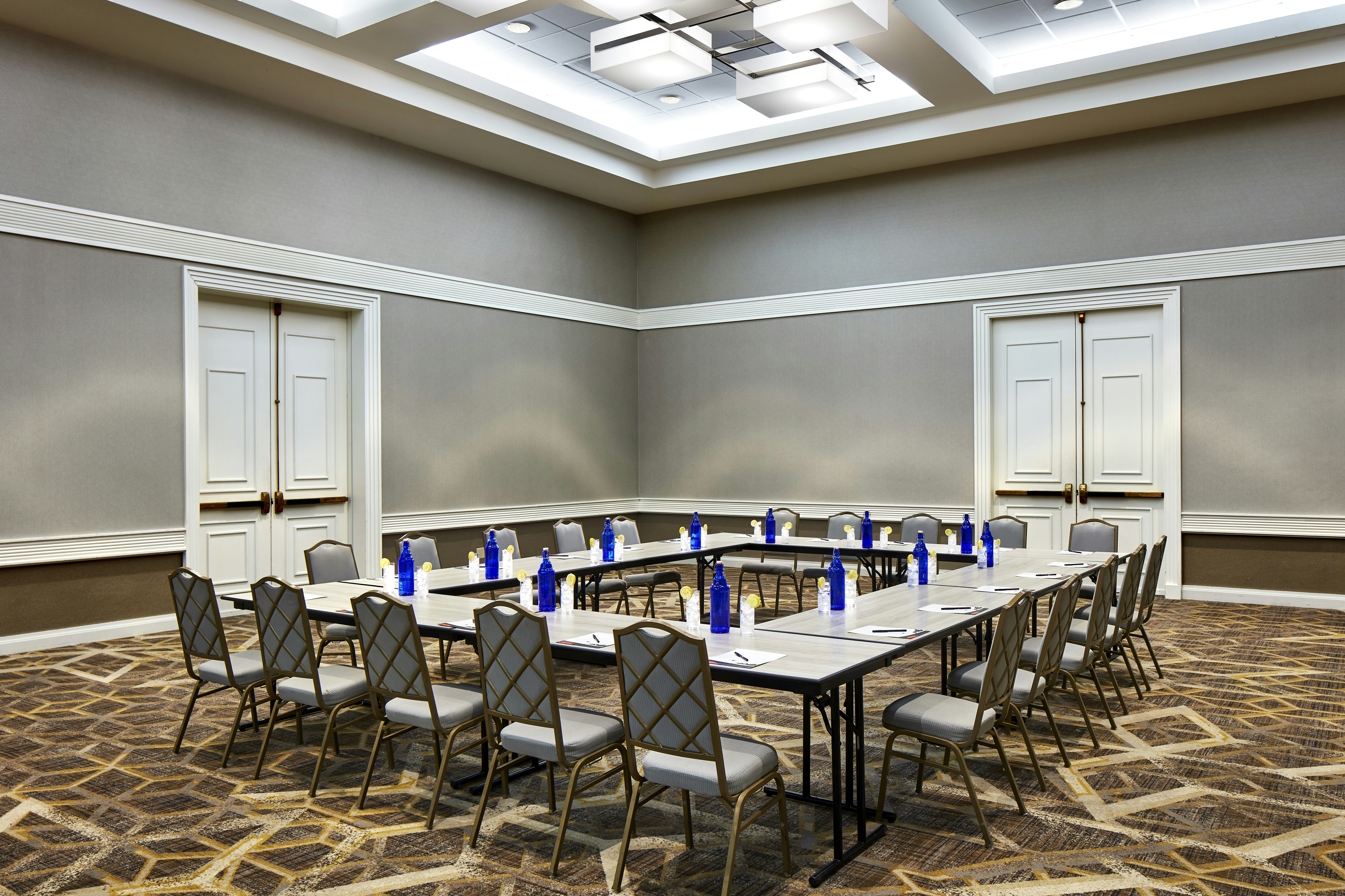 Doubletree By Hilton Golf Resort Palm Springs 55/81