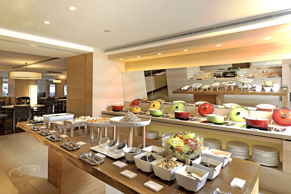 Hotel Cozzi Zhongxiao 38/46