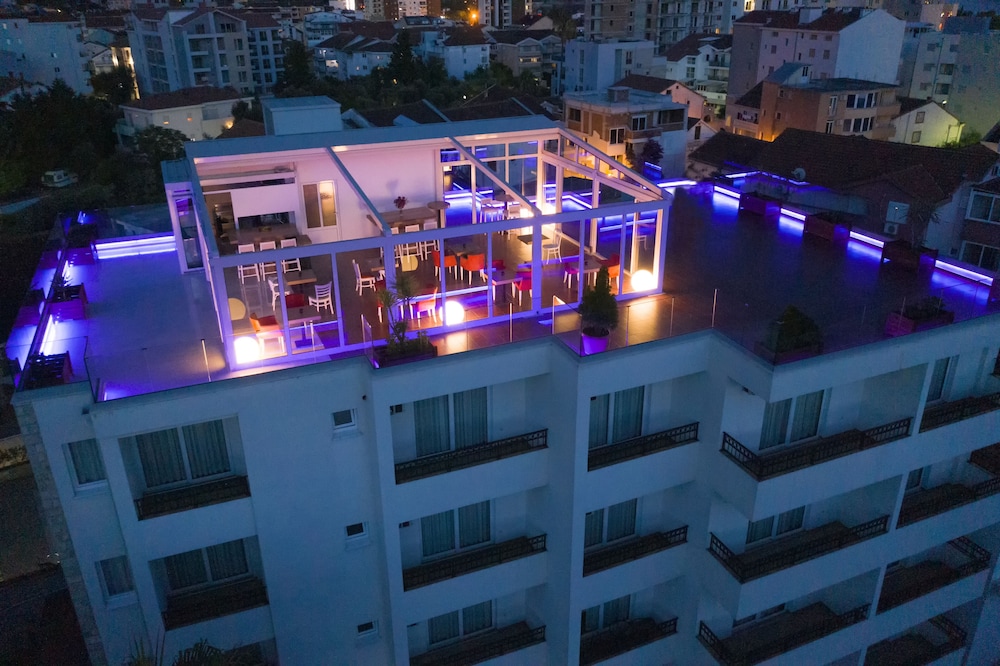 Villa Skyprime 4/52