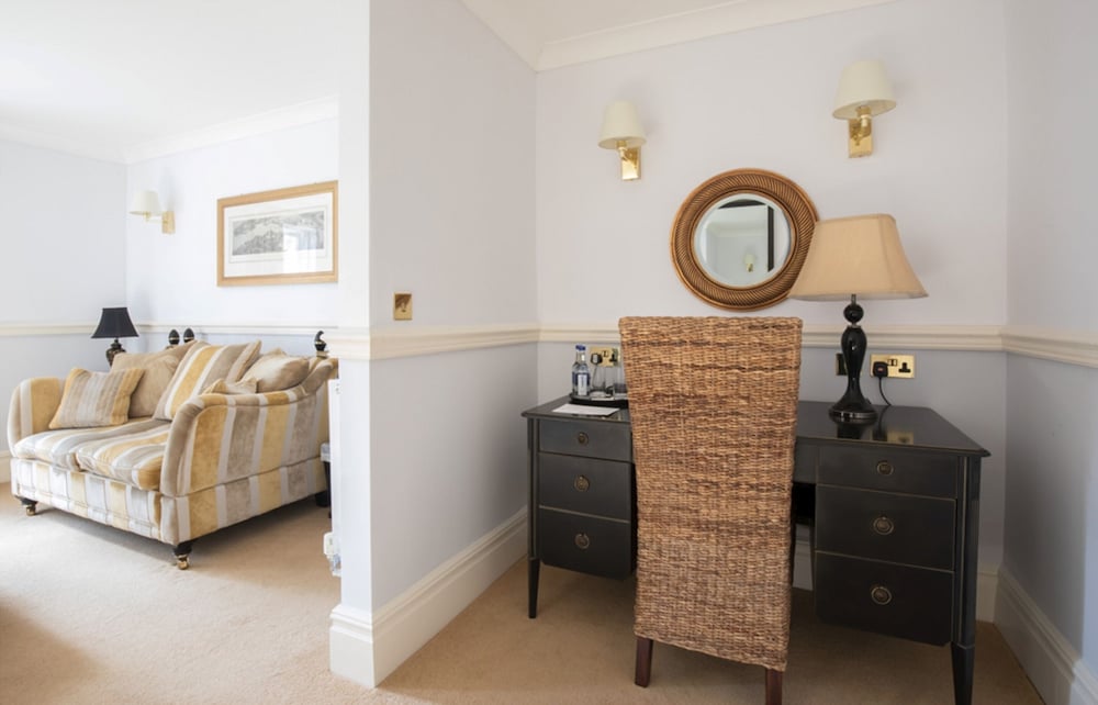 The Dower House Hotel 31/50