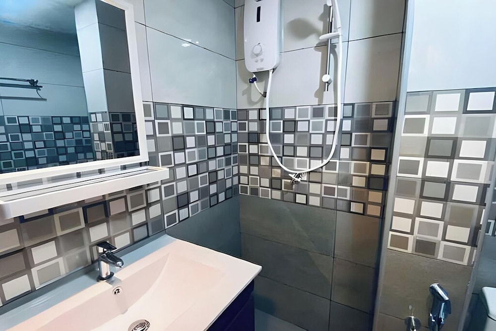 D'Lima Inn Bukit Bintang 53/58