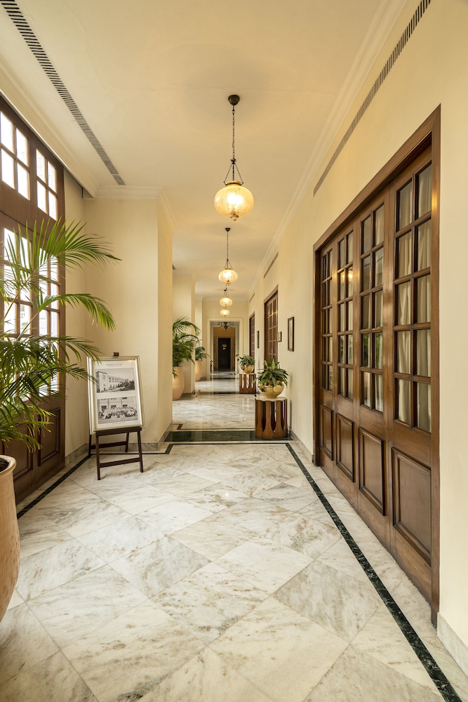 Maidens Hotel 10/39