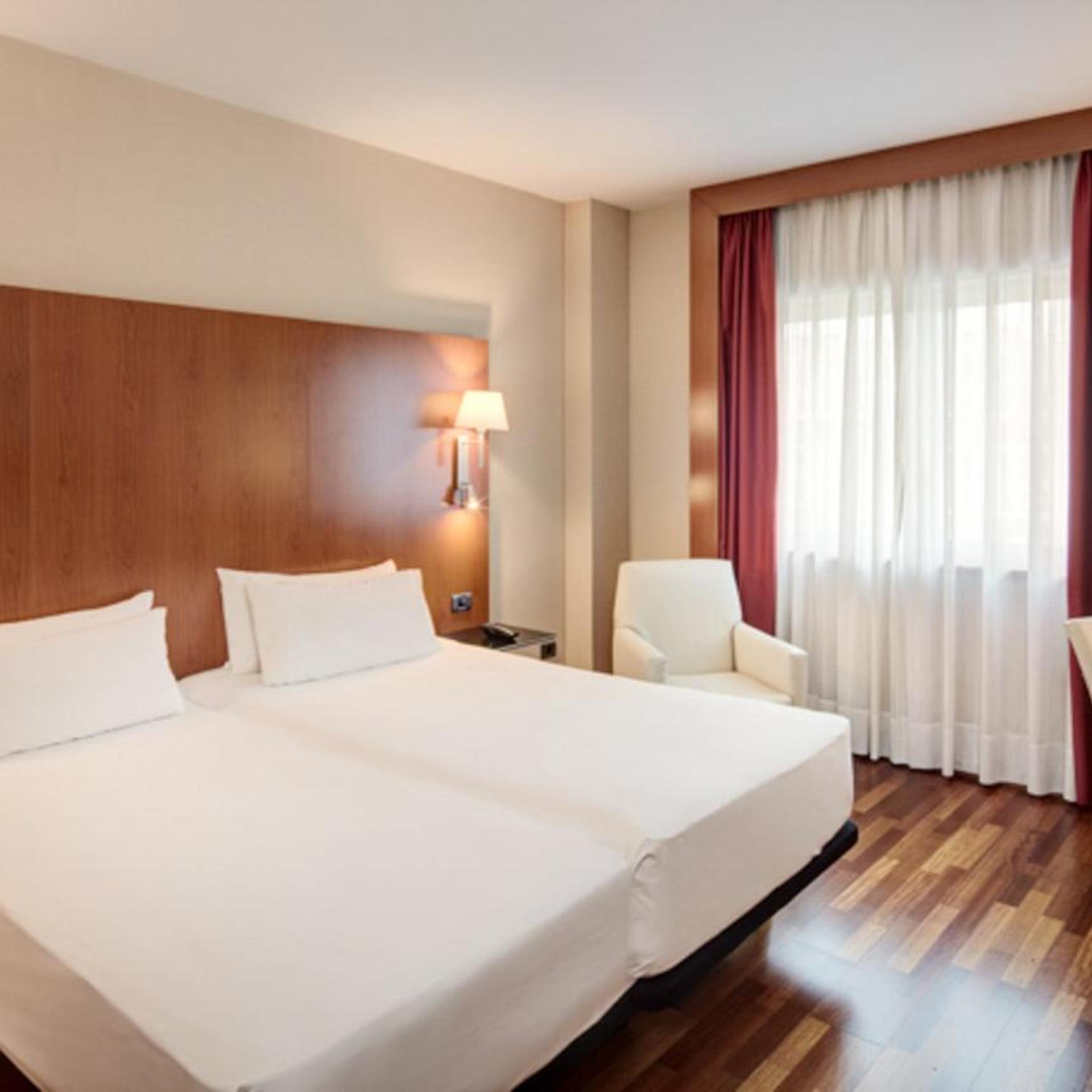 Room, Twin Beds, with Extra Bed