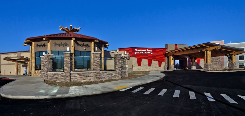 Shoshone Rose Casino & Hotel 27/30