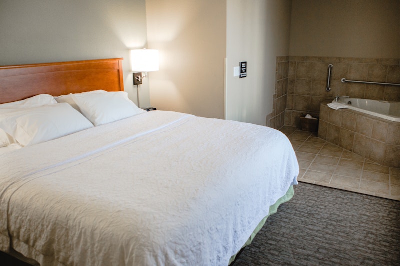 HAMPTON INN MITCHELL 11/38